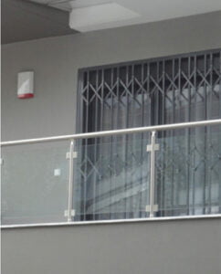 πτυσσομενα καγκελα ασφαλειας3